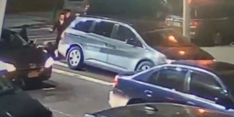 Ataque de embestida de coche en Brooklyn hiere a cinco judíos