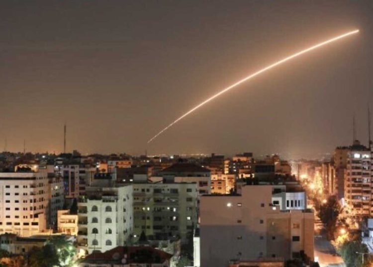 Un cohete de Gaza explota en el sur de Israel
