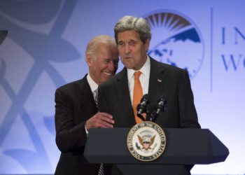 John Kerry debería dimitir o ser despedido: Espere sentado
