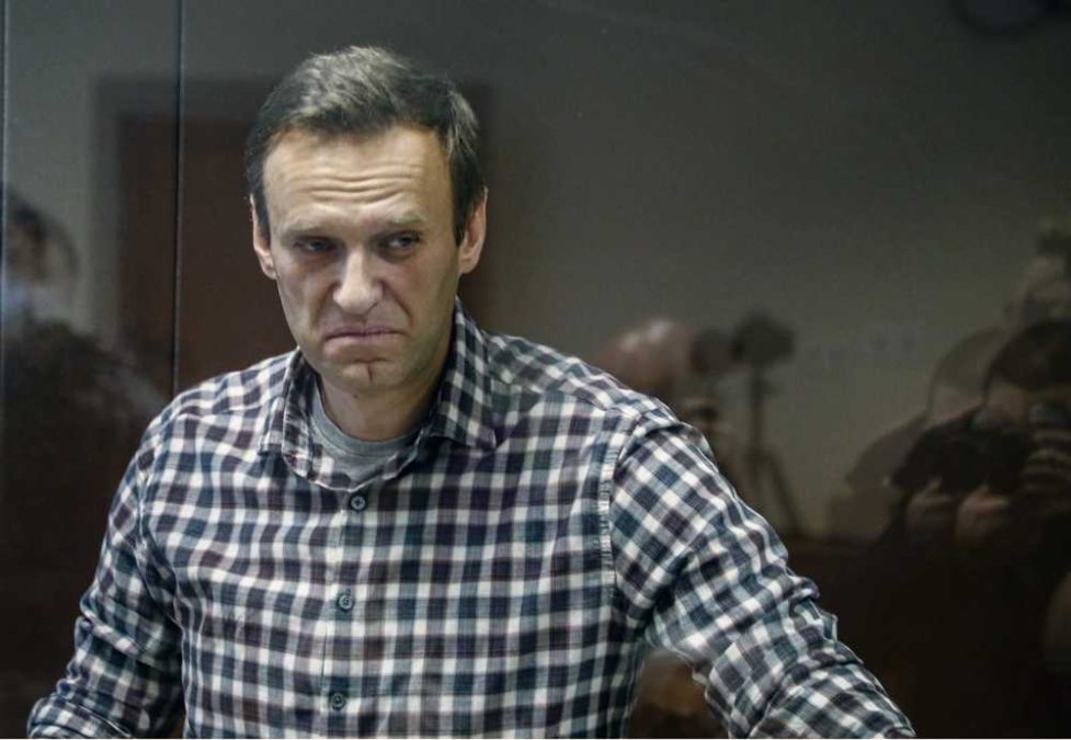 Rusia traslada a Navalny al hospital de la cárcel
