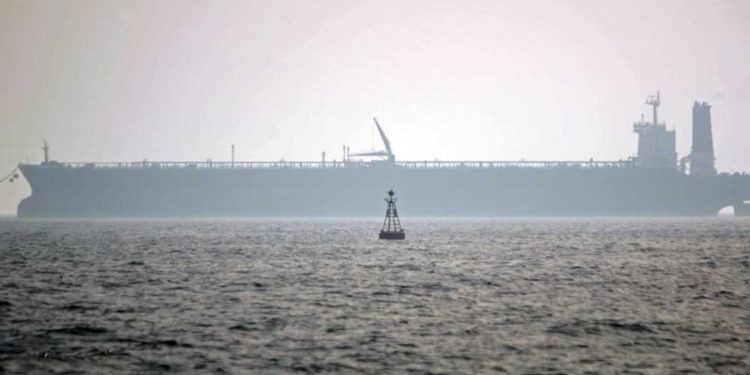Un petrolero se ve envuelto en un "incidente" en el Mar Rojo