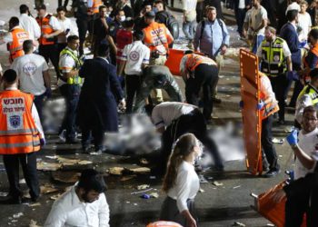 Tragedia en Israel: Video muestra esfuerzo por evacuar a las víctimas
