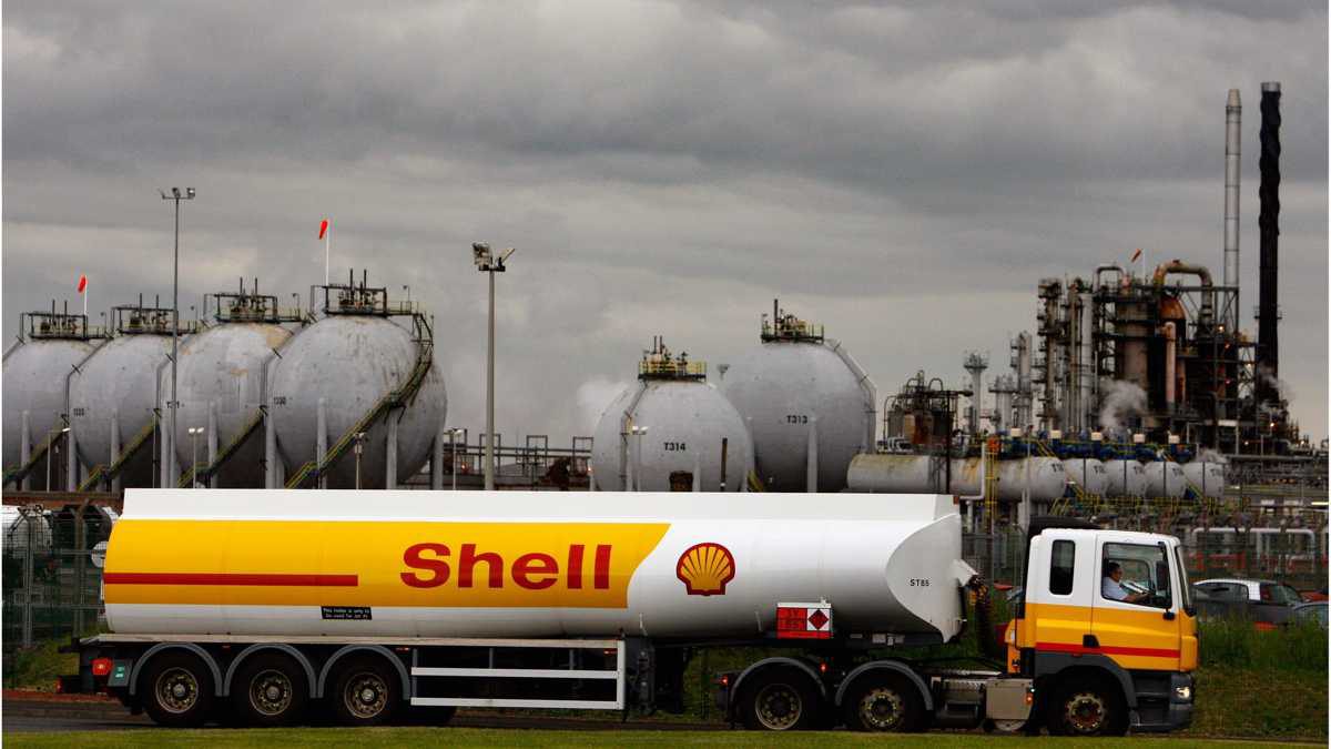 Shell dice que es imposible rastrear el crudo ruso en productos refinados