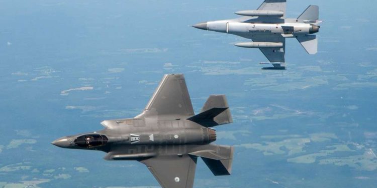 Olvídese del F-35: ¿Construirá Turquía su propio caza furtivo?