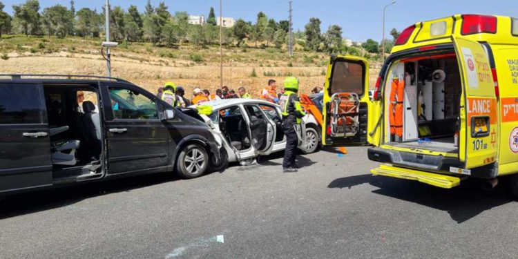 Accidente en autopista Tel Aviv-Jerusalén: 1 muerto y 6 heridos