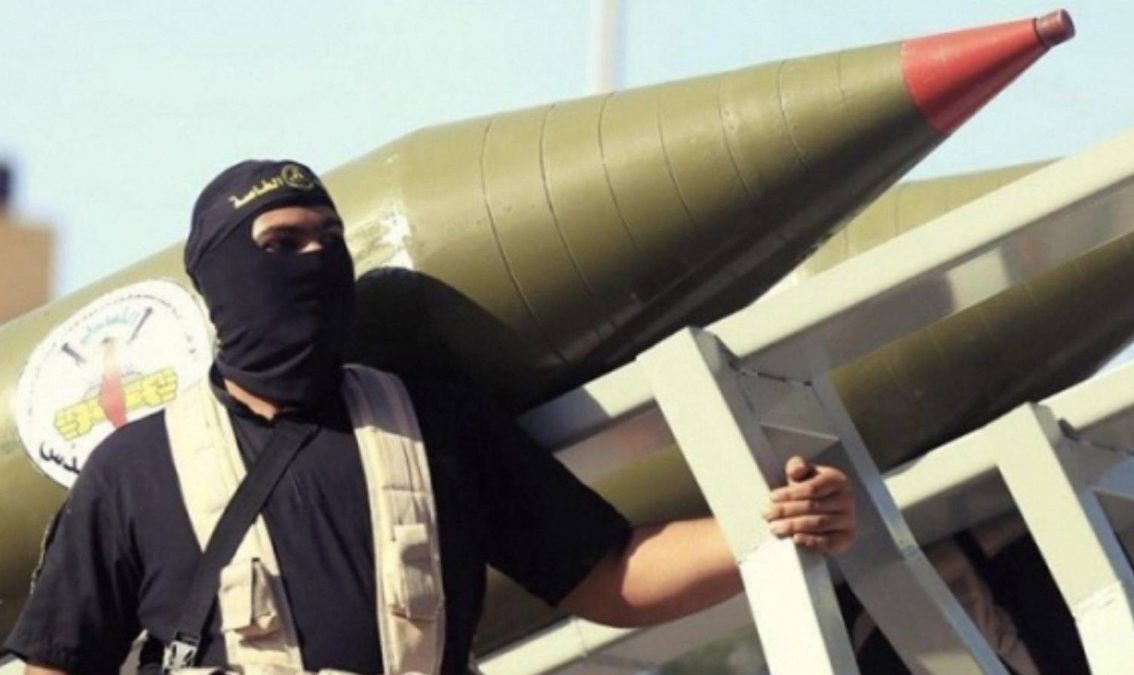 Hamás afirma que Irán ya le reabastece con miles de cohetes