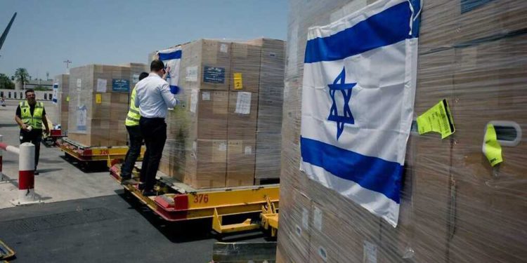 Israel envía segunda carga de ayuda médica a la India