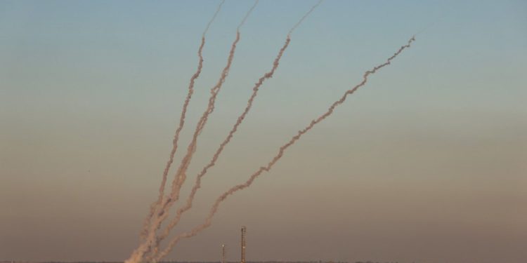 Hamás lanza tres cohetes al mar antes de la Marcha de las Banderas en Jerusalén