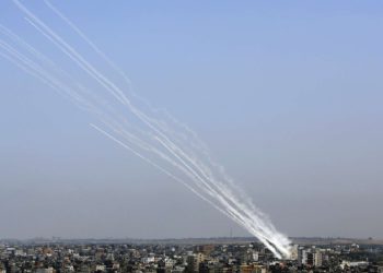 Egipto quiere mediar el alto el fuego en Gaza para reforzar su papel en la región