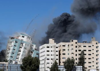 Al Jazeera y AP encubrieron la destrucción de MEE, el portavoz mediático de Hamás