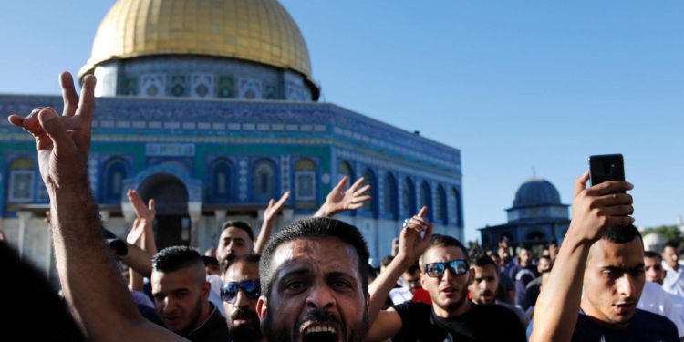 El engaño de los líderes palestinos sobre Al-Aqsa ataca de nuevo