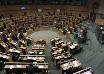 Parlamento de Jordania pide la expulsión del enviado de Israel