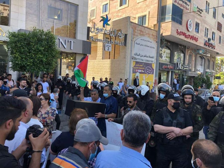 Palestinos protestan contra la visita de Blinken a Ramallah
