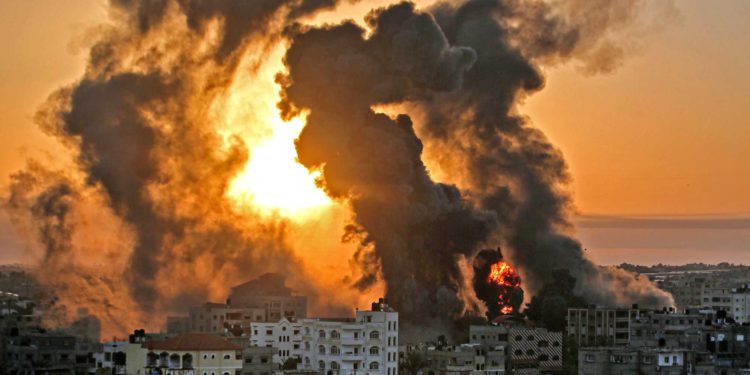 5 cuerpos y a 10 supervivientes en túnel de Hamás atacado por Israel en Gaza