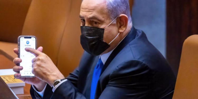 Netanyahu tiene un teléfono móvil por primera vez en 12 años - Noticias ...