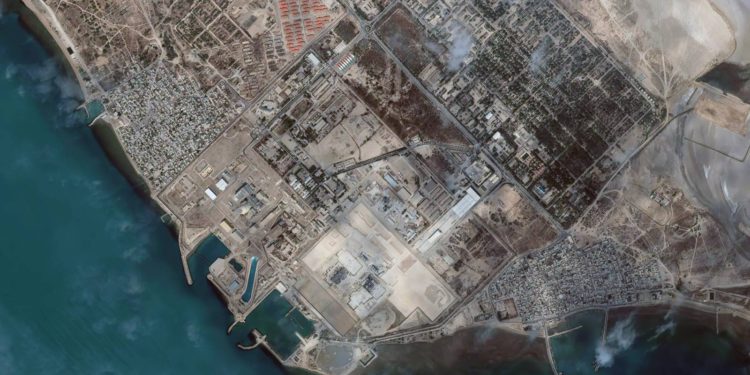 Central nuclear iraní de Bushehr sufre misteriosa "parada de emergencia"