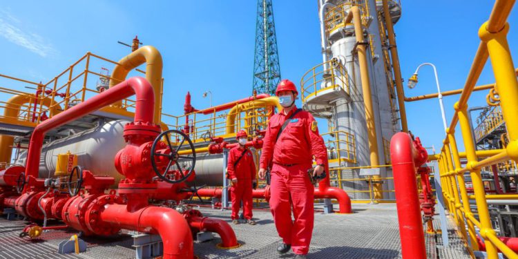 China inicia la producción de enorme yacimiento de gas en aguas profundas
