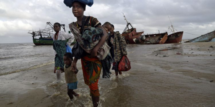 ONU: Número mundial de desplazados y refugiados aumentó durante la pandemia