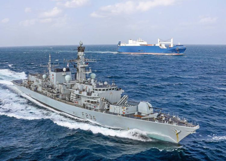 Duqm Naval Dockyard completa el reemplazo de doble motor del HMS Montrose de la Royal Navy en Omán
