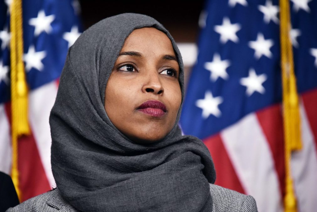 Ilhan Omar niega haber equiparado a Estados Unidos e Israel con terroristas
