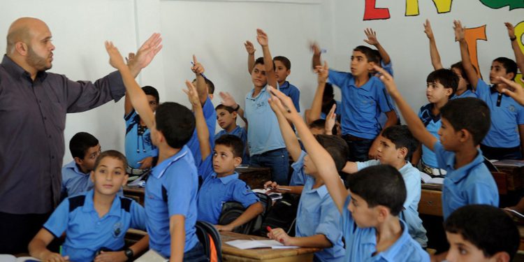 La UE publica informe sobre incitación y antisemitismo en los libros escolares palestinos