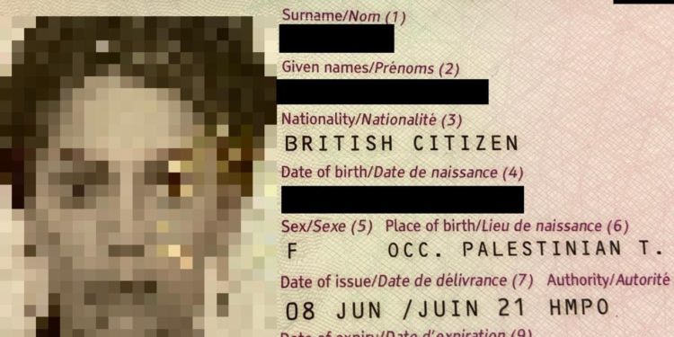 Pasaporte británico de mujer israelí califica su lugar de nacimiento como “Territorios Palestinos Ocupados”
