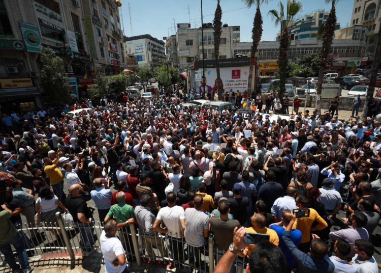La Autoridad Palestina enfrenta una ola de protestas sin precedentes