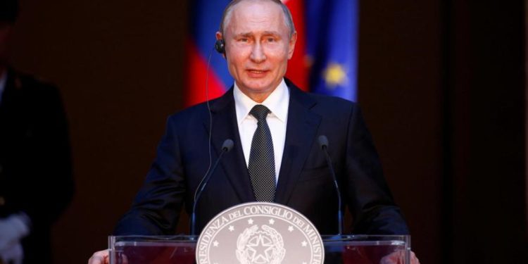 Francia y Alemania proponen cumbre de la Unión Europea con Putin