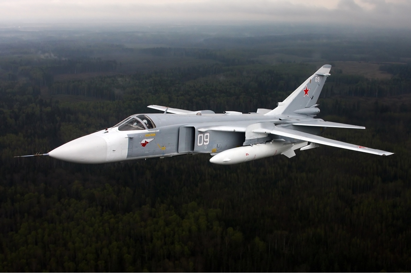 Rusia inicia ejercicios de aviación y defensa aérea en Crimea