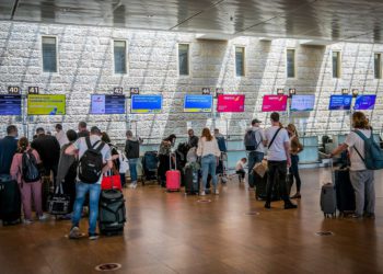 Israel actualiza la lista de países prohibidos ante el aumento de casos de COVID