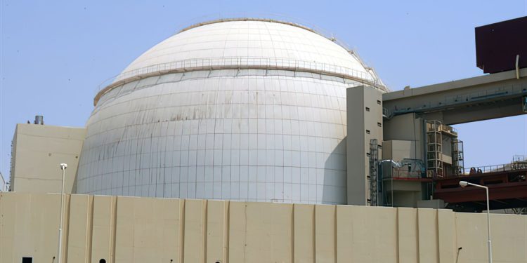 La central nuclear de Bushehr en Irán vuelve a funcionar