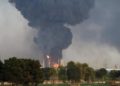 Después de 20 horas: Enorme incendio en refinería de Irán fue extinguido