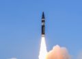 India dice que ha probado con éxito un misil balístico nuclear de nueva generación