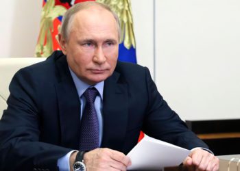 Putin: informe de que Rusia venderá a Irán satélite espía es "basura"