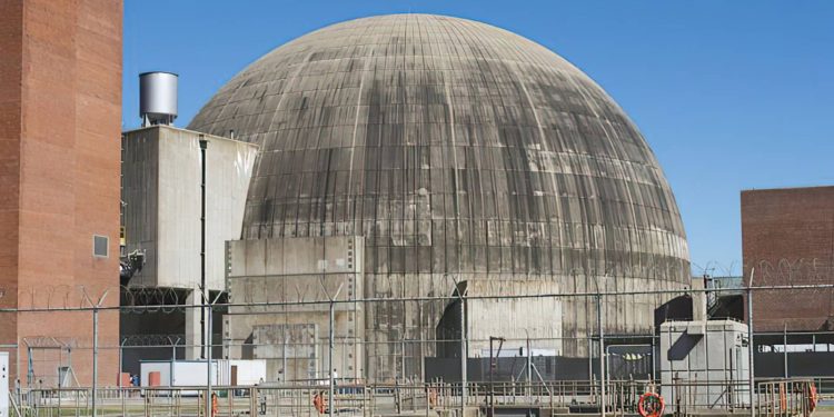Irak busca construir nuevos reactores nucleares 40 años después del ataque israelí