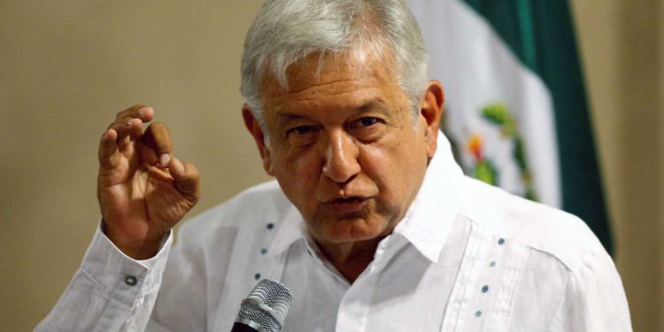 El presidente de México pide el fin del bloqueo a Cuba y no condena la represión