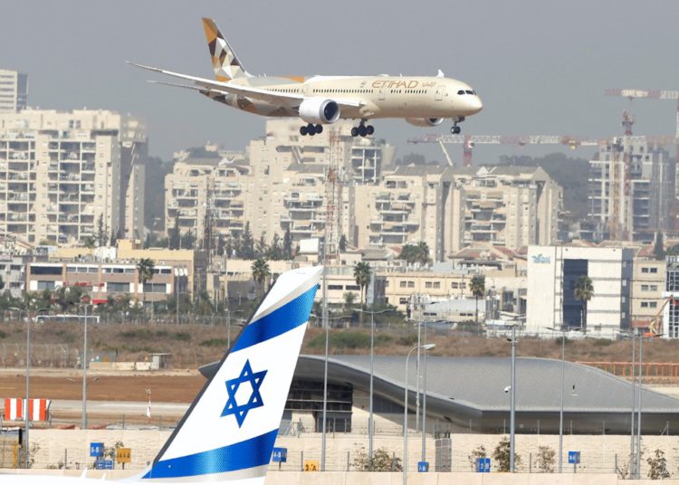 Aerolíneas de Israel y EAU anuncian acuerdos de cooperación para viajeros frecuentes