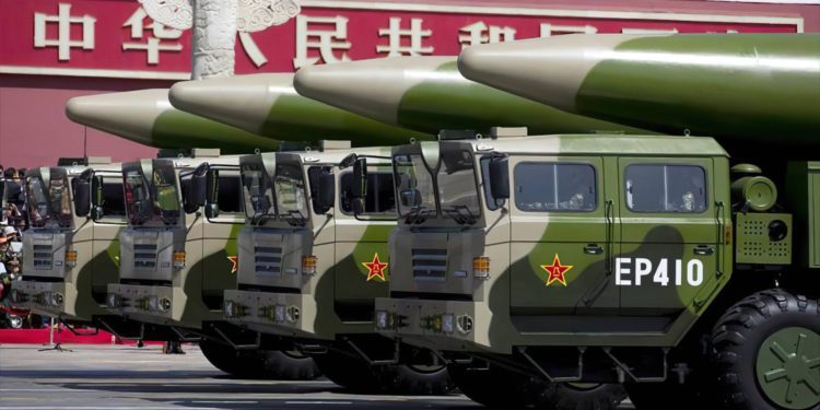 Estados Unidos dice que la acumulación nuclear de China es “preocupante”