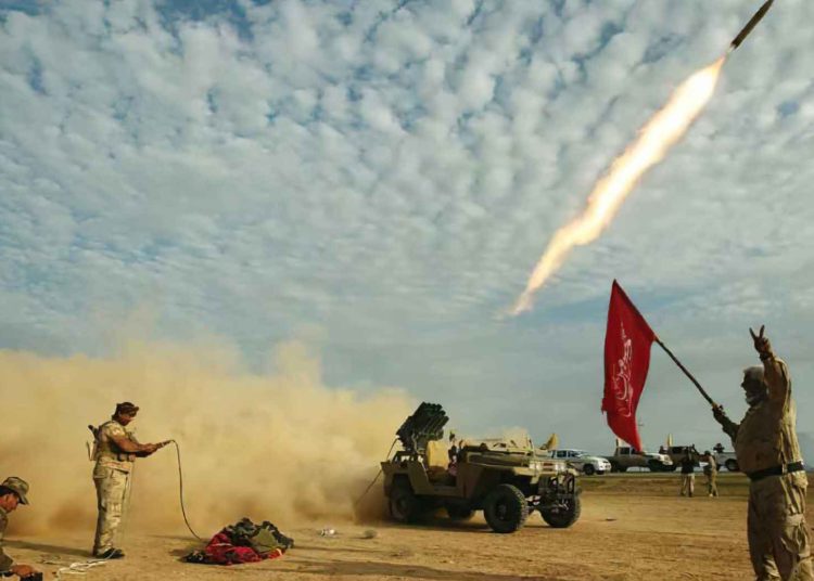 Dos cohetes impactan dentro de la Zona Verde de Bagdad