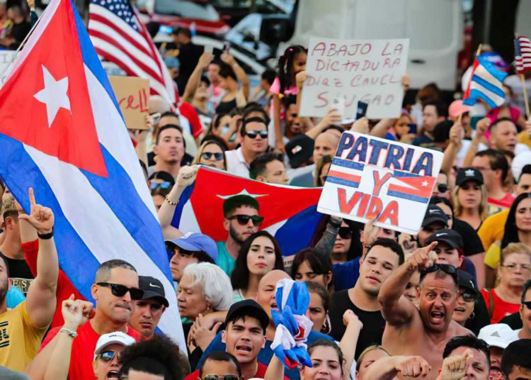 Rusia acusa a Estados Unidos de intenta crear disturbios en Cuba