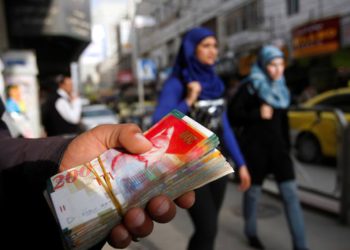 Israel deducirá 597 millones de shekels de la Autoridad Palestina debido a los pagos a terroristas