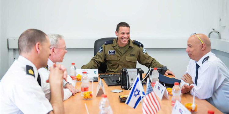 Funcionarios de Israel y EE.UU. se reúnen para planificar la cooperación en defensa aérea