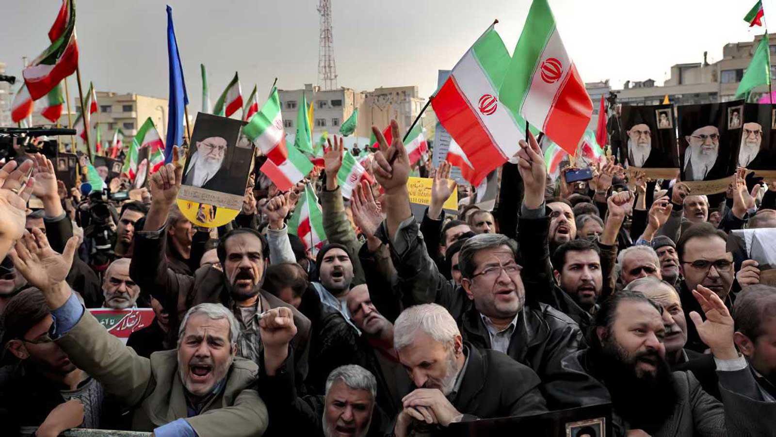 Массовые выступления против власти. Протесты в Иране 2009 года. Протесты в Иране 2021.