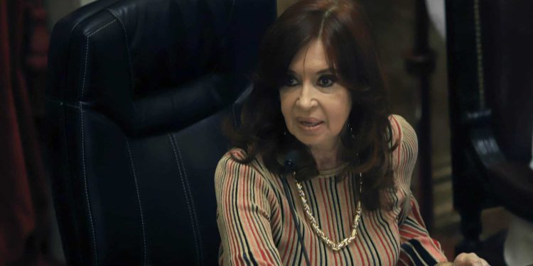 Atentado a la AMIA: Cristina Kirchner condena el juicio en su contra