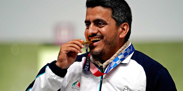 Comité Olímpico es criticado por elogiar a terrorista iraní tras ganar medalla de oro
