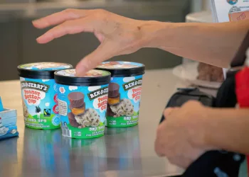 El mayor supermercado de Ecuador dejará de vender productos de Ben & Jerry's en apoyo a Israel