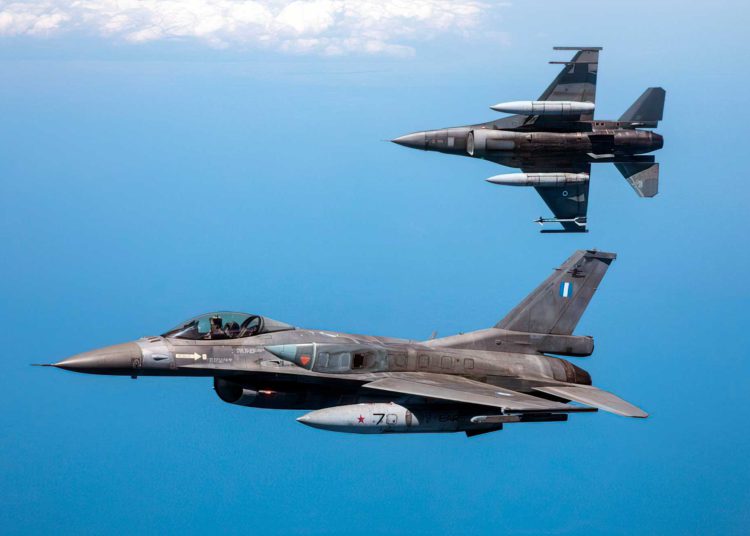OTAN realiza ejercicios de defensa aérea a gran escala en el Mar Negro