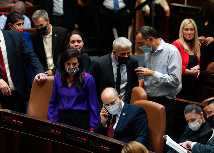 La coalición sufre una derrota al rechazar la Knesset la ley de ciudadanía