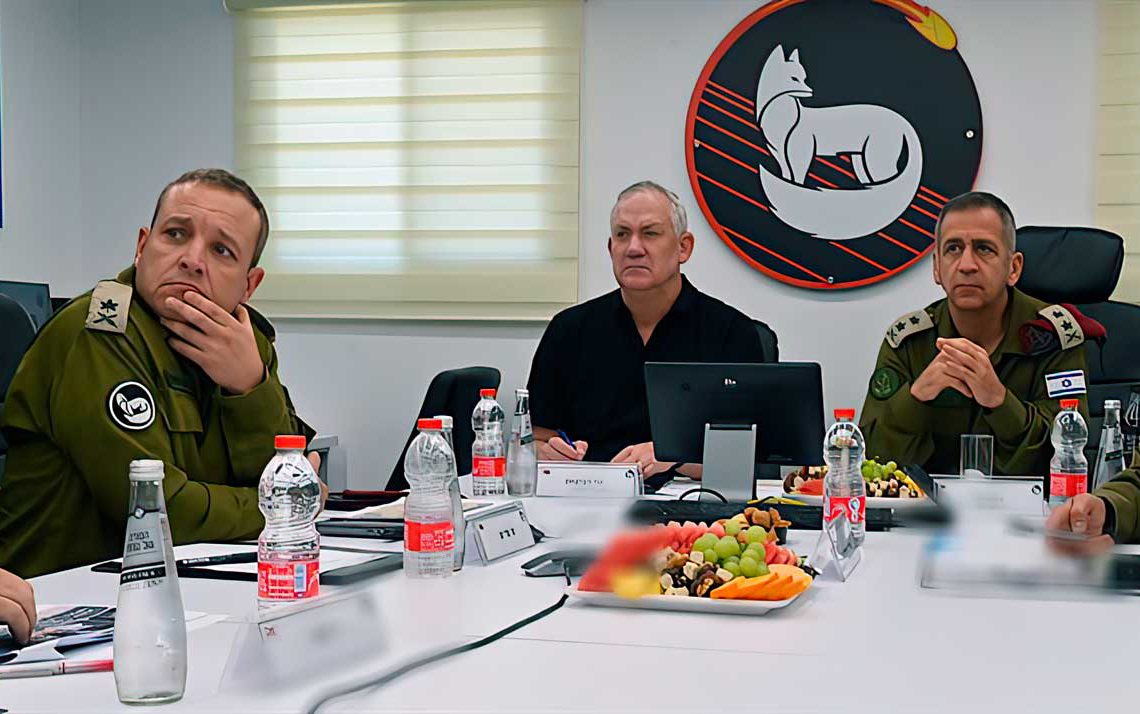 Ministro de Defensa convoca reunión de emergencia para discutir el ataque de Hezbolá