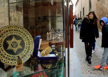 España rechaza miles de solicitudes de ciudadanía de judíos sefardíes
